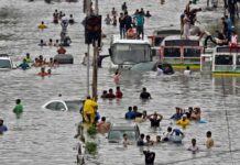 У Мумбаї понад 80% людей, які помирають через сильні дощі, живуть у нетрях