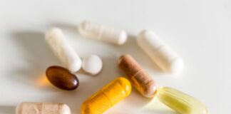 Combiner curcuma et probiotiques : un guide sur la santé intestinale et au-delà