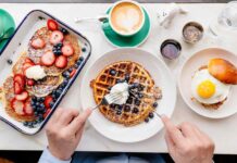 Sechs Frühstücksgewohnheiten, die den Cholesterinspiegel erhöhen – und wie man sie behebt