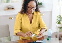 Comprendre le traitement de la vascularite associée aux ANCA : une approche en deux phases