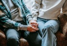 Чому індивідуальний догляд за літніми людьми ефективніший за шаблонні рішення у Флориді