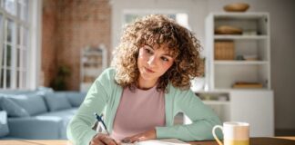 8 Strategi Terbukti Mengelola Episode Mood Bipolar dan Mencegah Kambuh